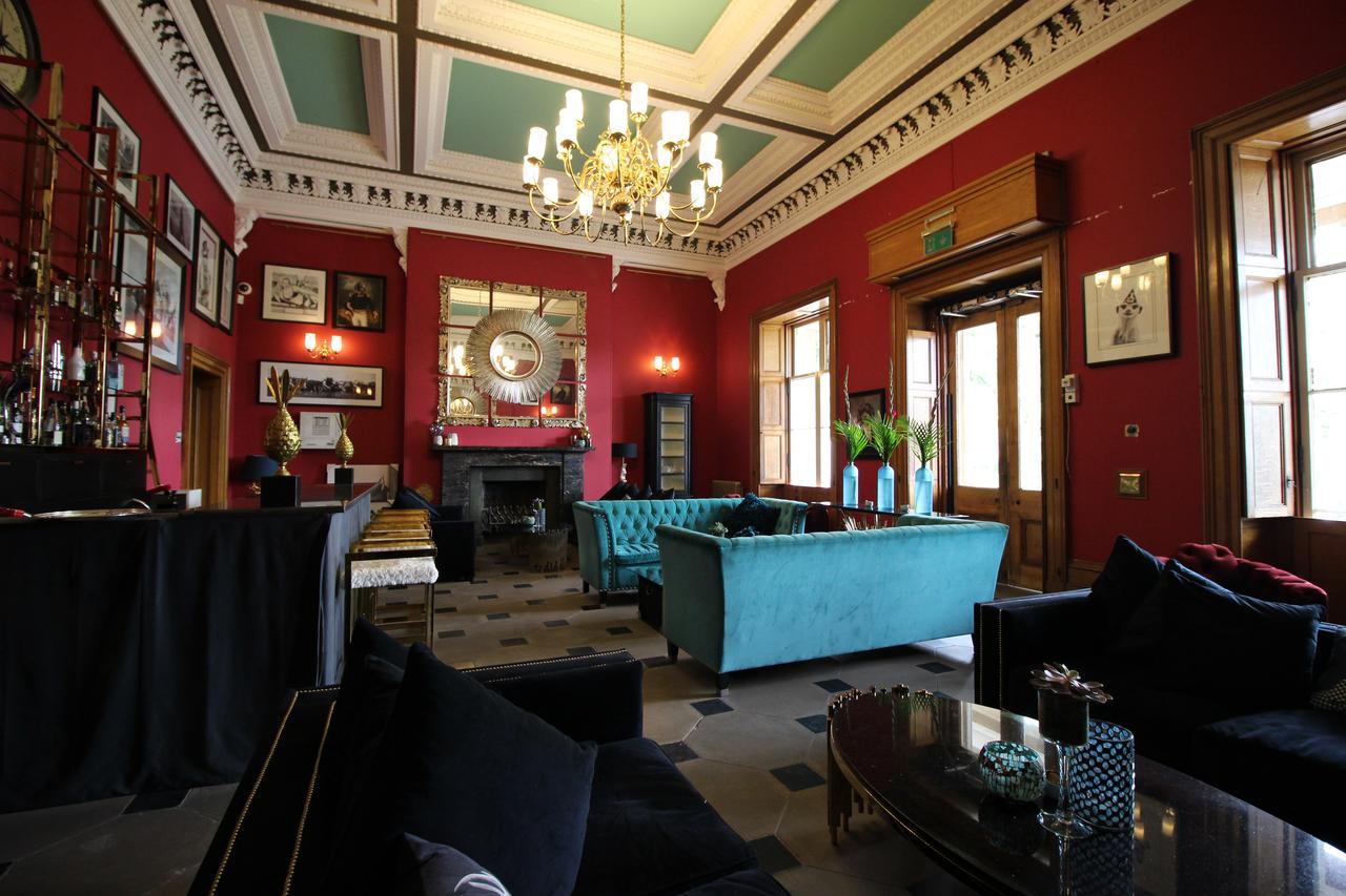 Haigh Hall Hotel Wigan Eksteriør bilde