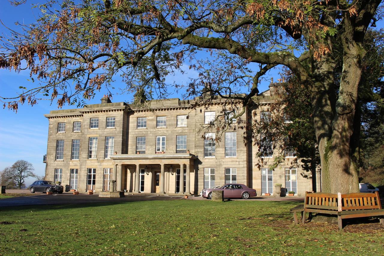 Haigh Hall Hotel Wigan Eksteriør bilde