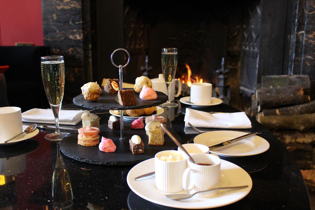 Haigh Hall Hotel Wigan Eksteriør bilde